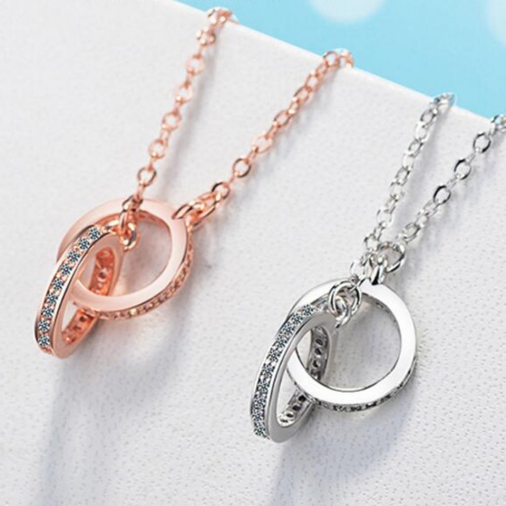 NEW Rose Gold/925 Silver Diamond Circle Necklace